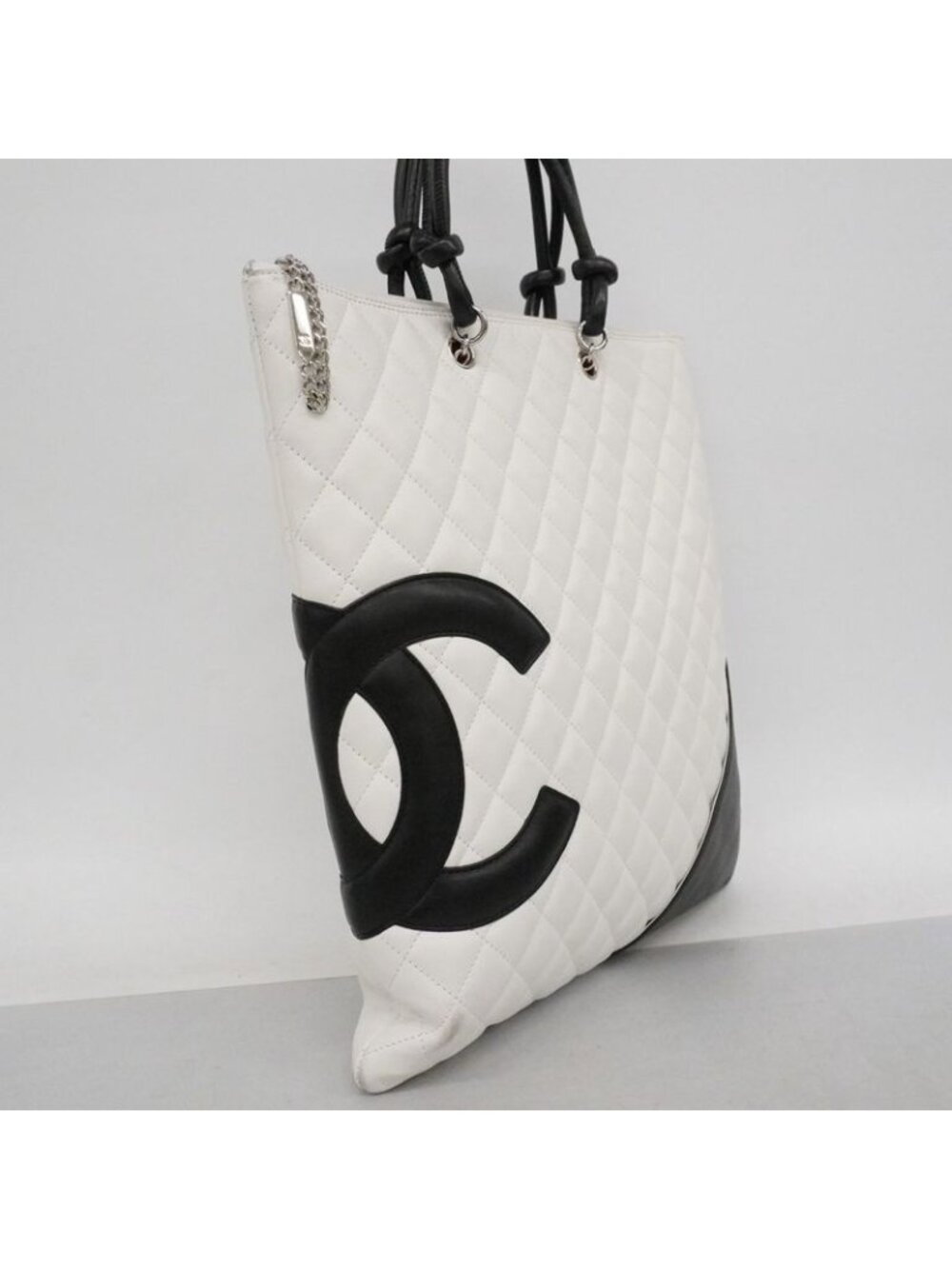 Chanel Tote Cambon Lambskin White Black Silver - Picture 2 of 10